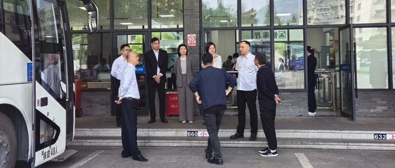 文章附图