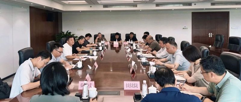 文章附图